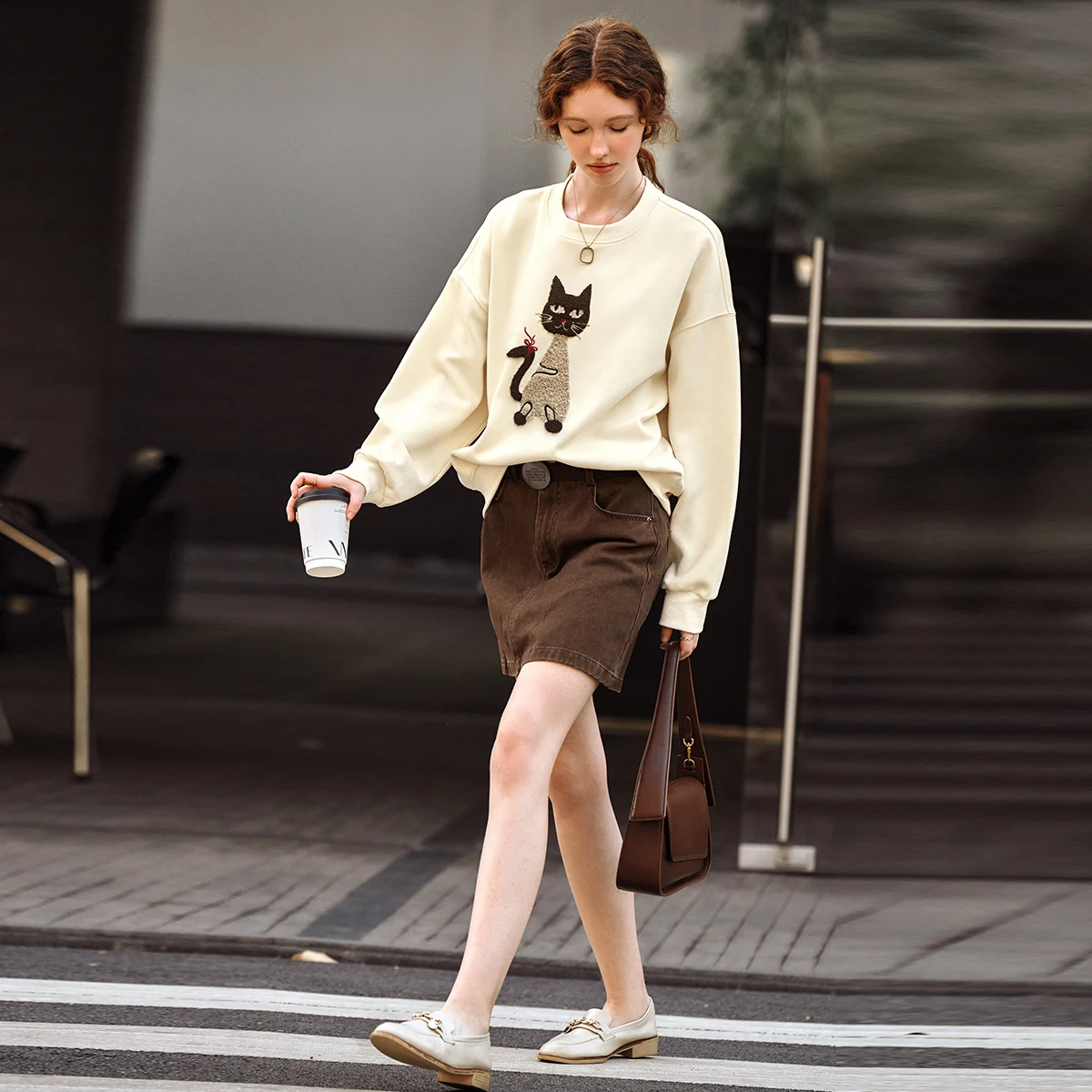 OLrain Knitted Sweatshirt For Women 2025 Autumn Fashion Cartoon Embroidery Drop Sleeve Commute Tops Female Clothing N57CR96233