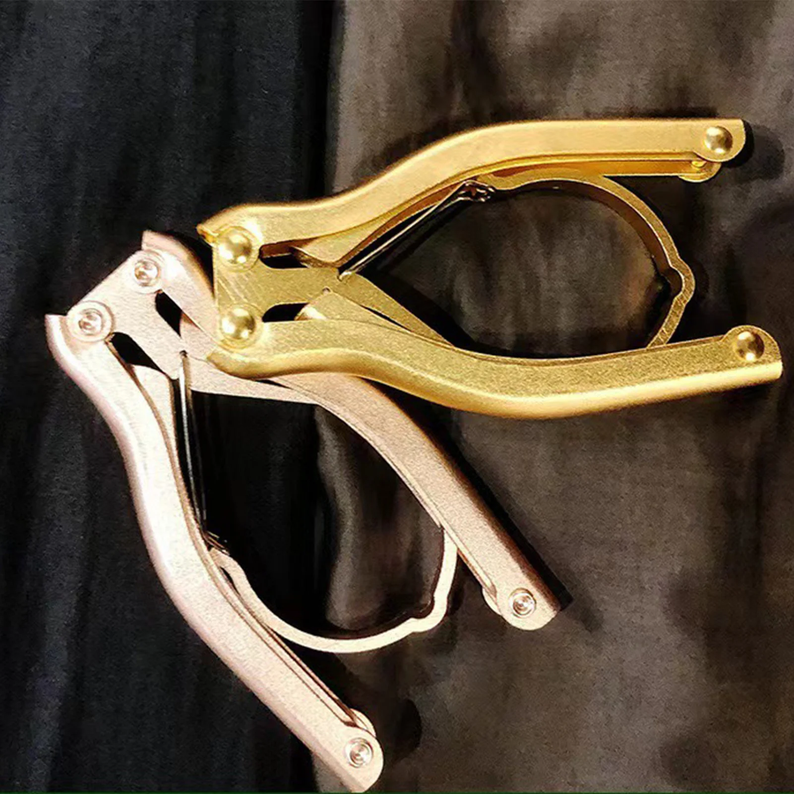 Foldable Clothes Hangers Aluminum Alloy Laundry Hanger Shirts T-Shirts Drying Rack for Travel Hotal Use Wardrobe Space Saving