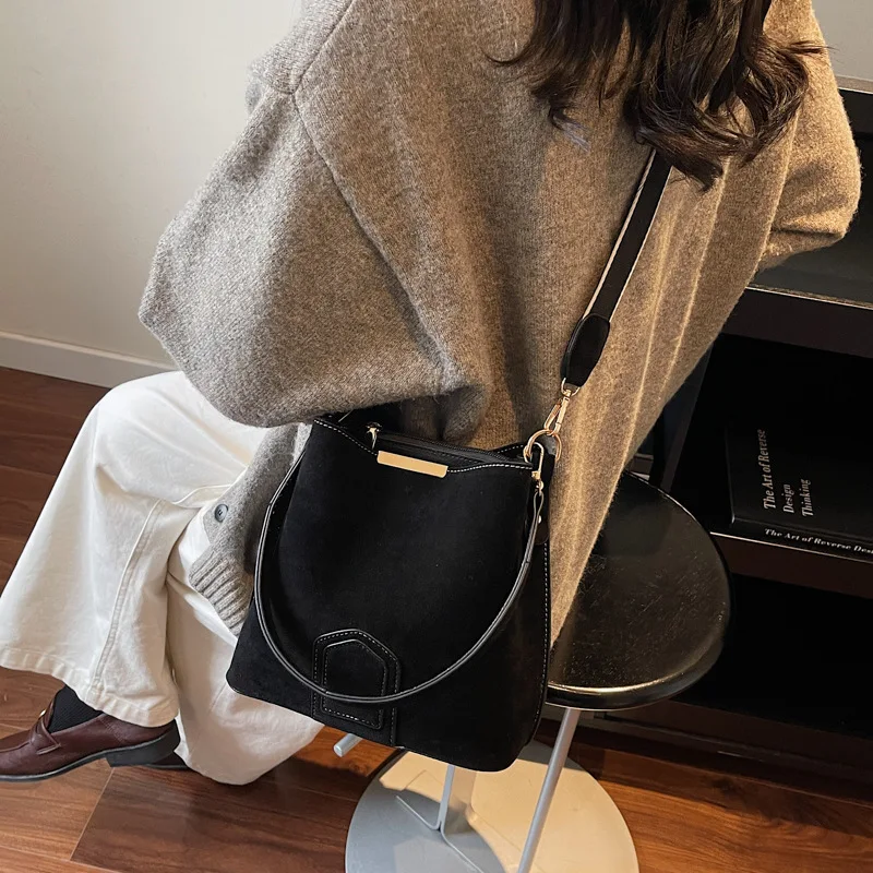 

2025 Autumn Winter Premium Work Tote for Professionals, Soft Leather Multi-functional Crossbody Bag, Spacious Shoulder Purse