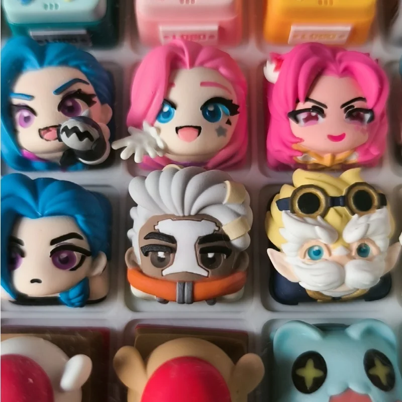 13 modelli Riftbound Arcane Series Jinx Caitlyn Copritasti personalizzati in resina Art Anime Ekko Copritasti per tastiera meccanica da gioco Regalo