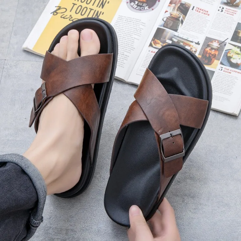 

Модные черные пляжные сандалии с открытым носком, легкие, на мягкой подошве, прочные, летние, новые, повседневные, уличные, нескользящие шлепанцы 2026 года