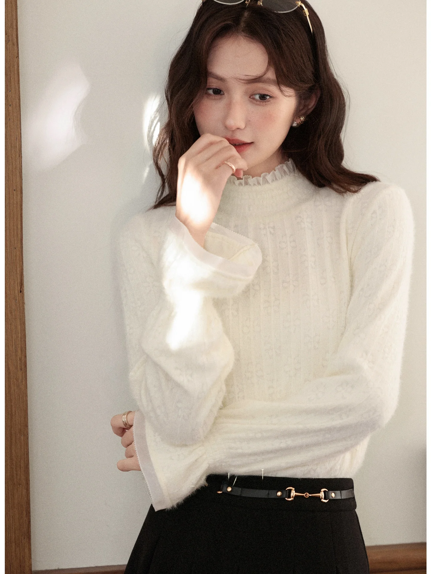 

Мягкий вязаный свитер с длинными рукавами для женщин, базовый слой, бежевый, французский стиль, свободный крой, на каждый день, осень-зима