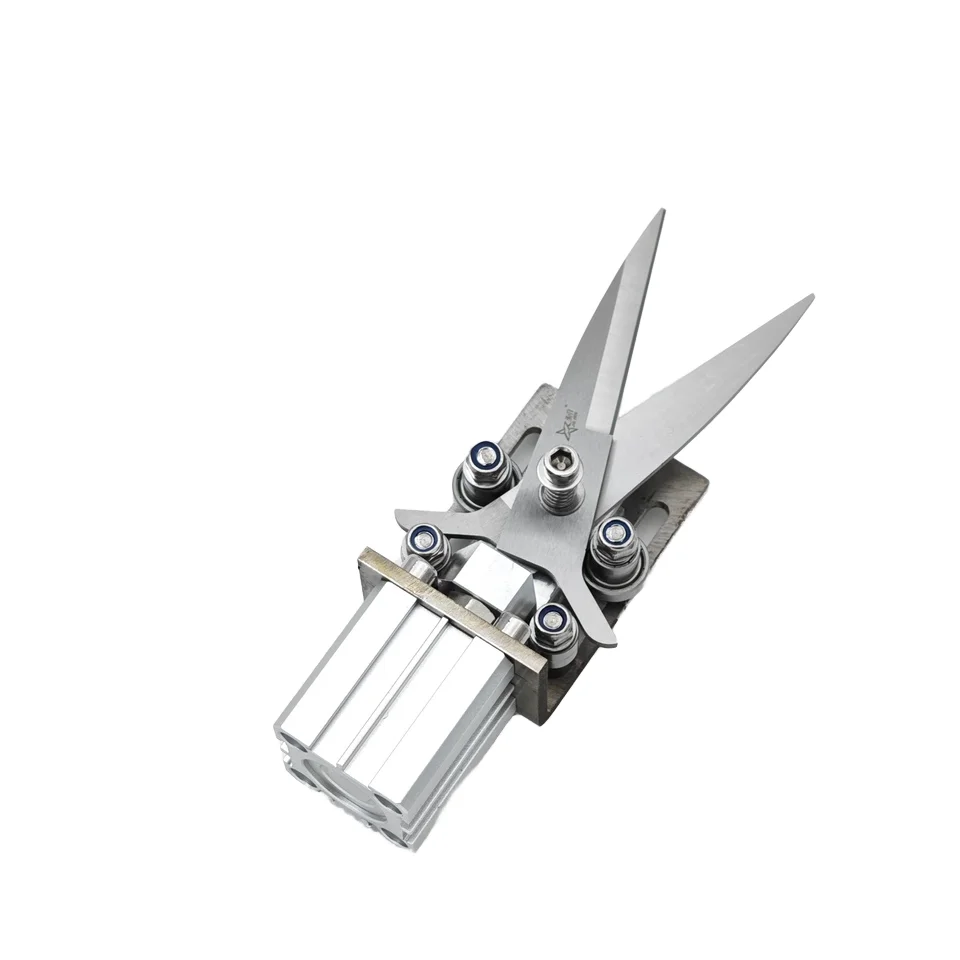 les-ciseaux-pneumatiques-reglables-a-ouverture-bidirectionnelle-a-grande-vitesse-190s-200s-conviennent-a-l'industrie-des-machines-a-masques