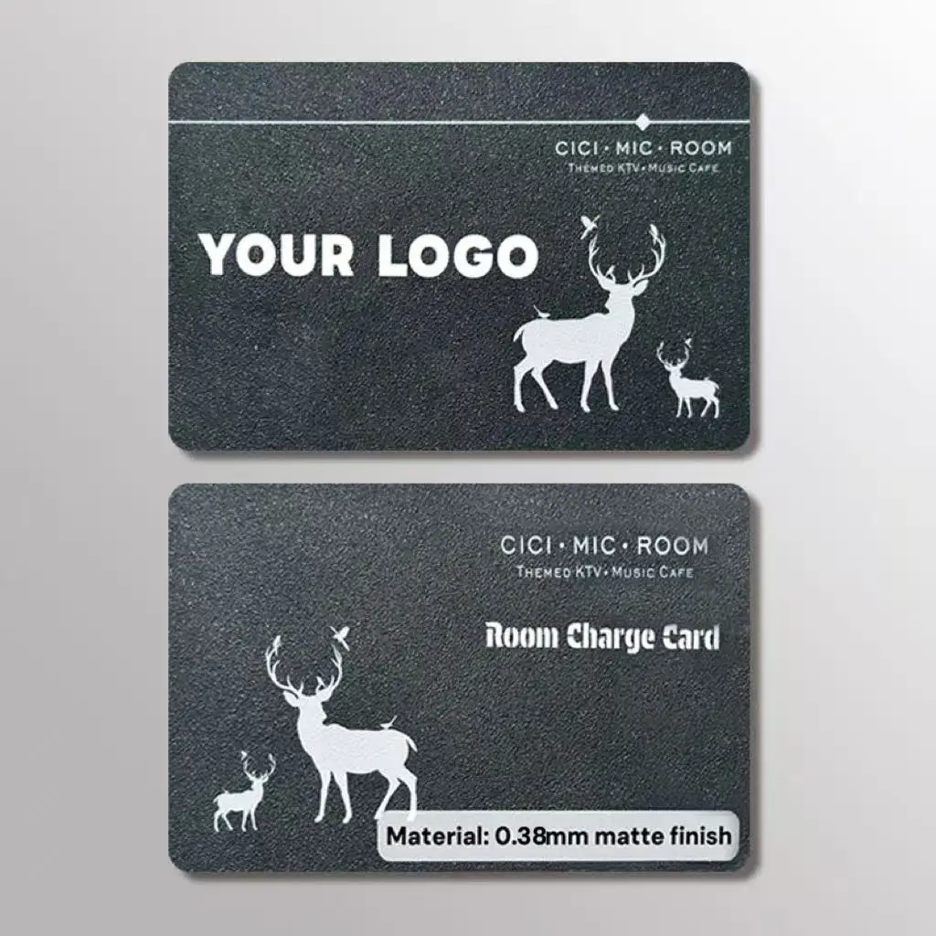 Biglietti da visita personalizzati in PVC Carte impermeabili in plastica Design personalizzato Angoli rotondi Biglietti da visita in PVC satinato opaco lucido