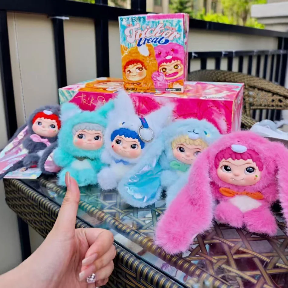 

V2 Wakuku Blind Box Fox & Bunny Trick Or Treat Series Vinyl Doll Suprise Bag Keychain Trendy Toys Mystery Box Customized Gifts