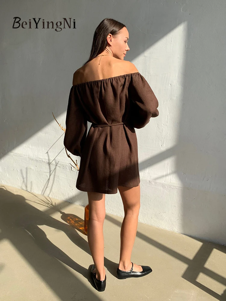 Beiyingni 2025 فستان نسائي قصير على الموضة جديد للربيع والخريف من القطن بدون أكتاف ورقبة مائلة فساتين فضفاضة للسيدات وشاحات فيستدوس