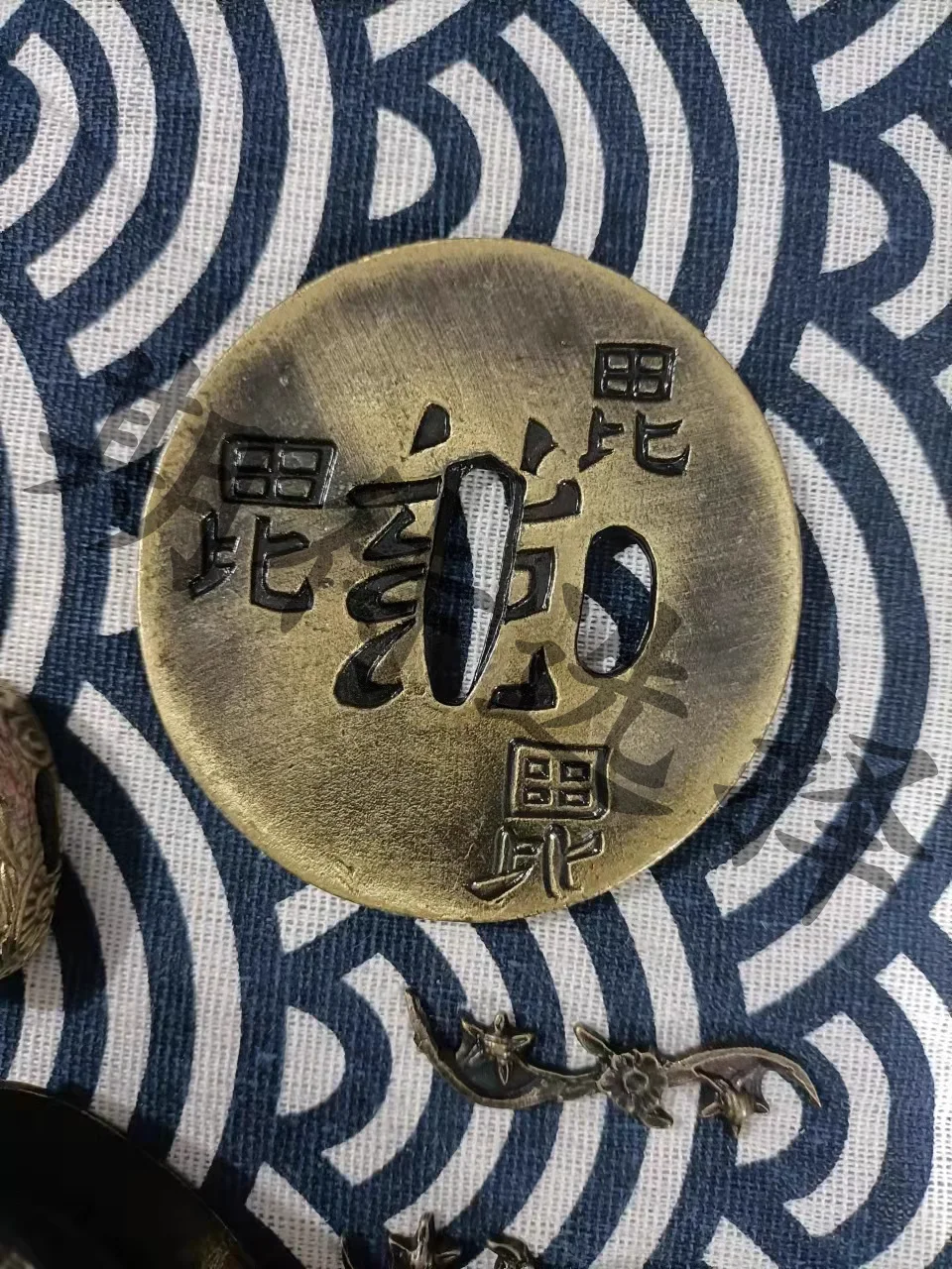 New Complete Set of Alloy Tsuba,Fuchi,Kashira & Menuki, Universal Fitting Accessories for Japanese Katana Chinese Tang Sword