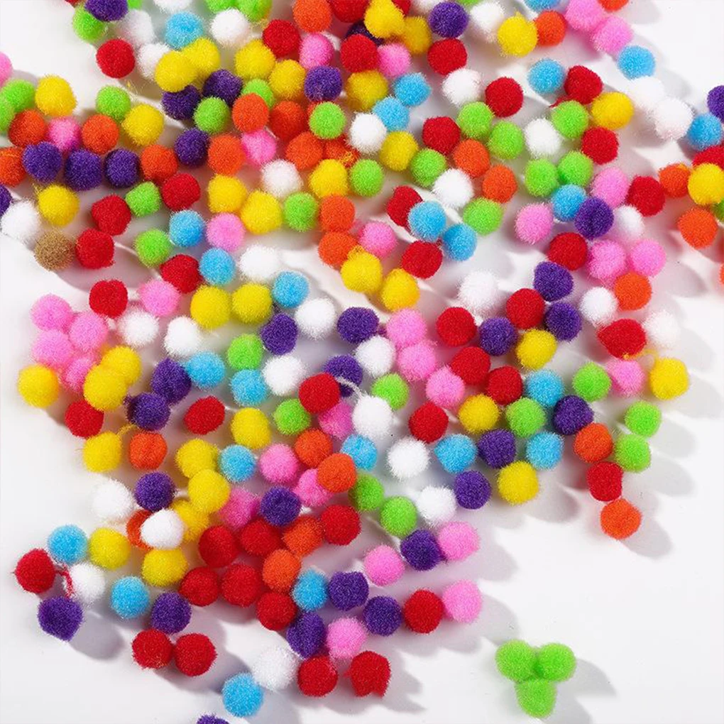 Bolas de pompones de moda para proyectos de bricolaje, bolas de pompones difusos surtidos de colores vibrantes, 2/3/5, 300 piezas