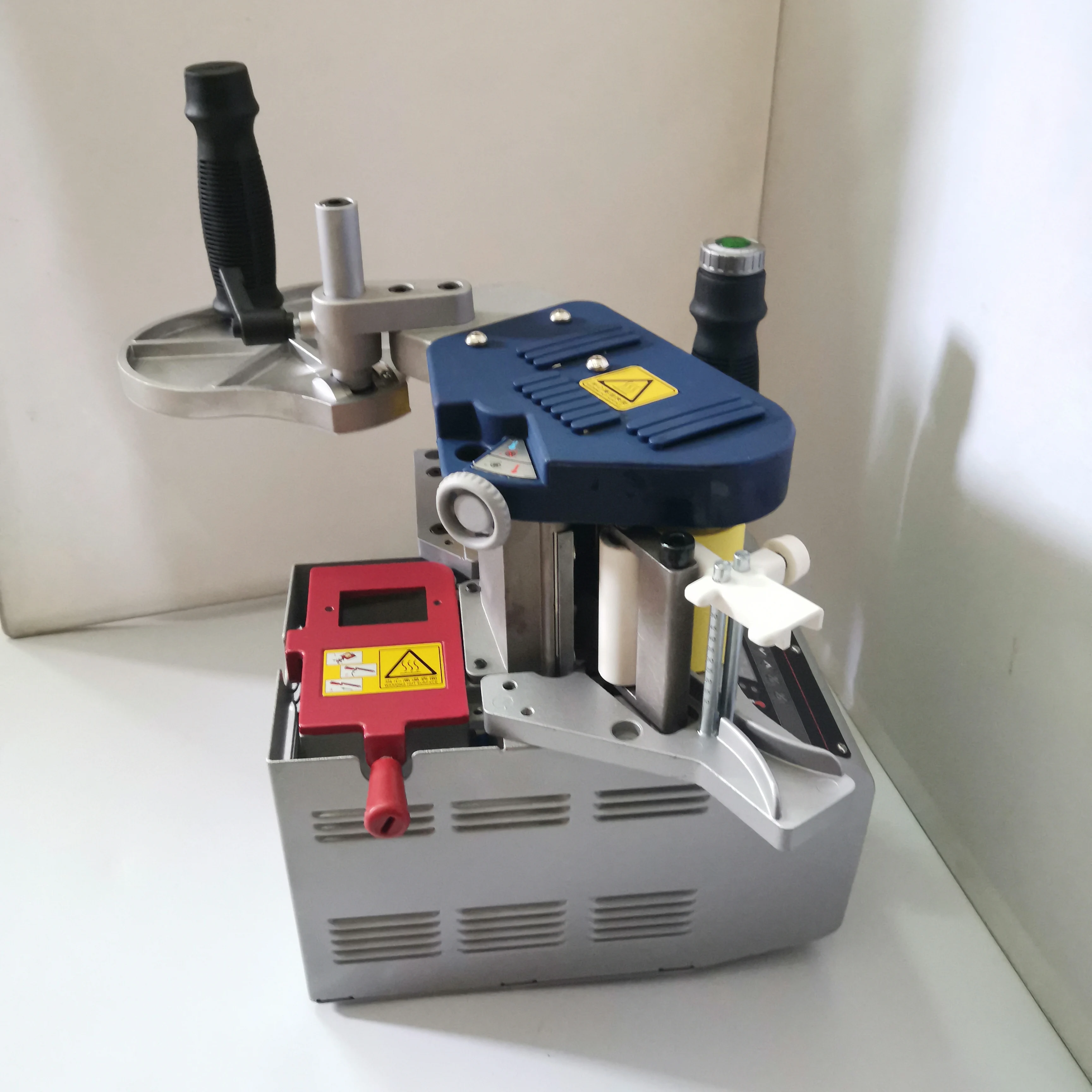 BR500 휴대용 수동 곡선 목공 엣지 밴딩 기계