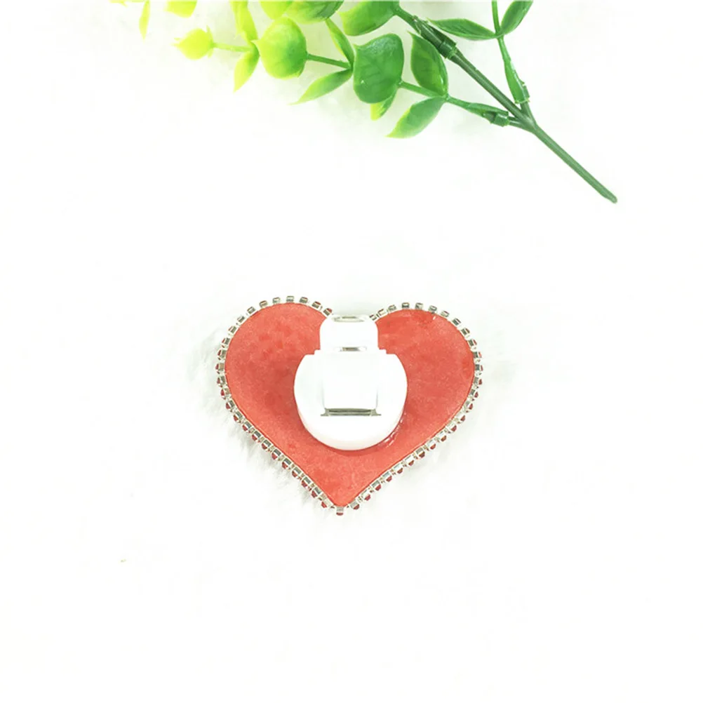

Heart Shape Rhinestone Car Perfume Solid Aromatherapy Diffuser High Temperature Resistant Mini Air Freshener Vehicle Decoration
