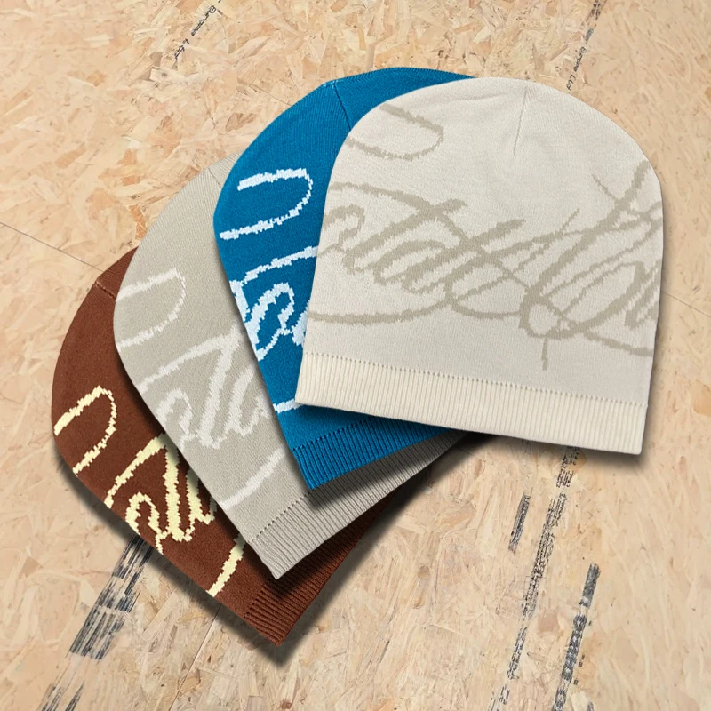 قبعة صوفية محبوكة بأحرف جاكار دافئة للرجال والنساء للخريف والشتاء قبعة عصرية للترفيه في الشارع