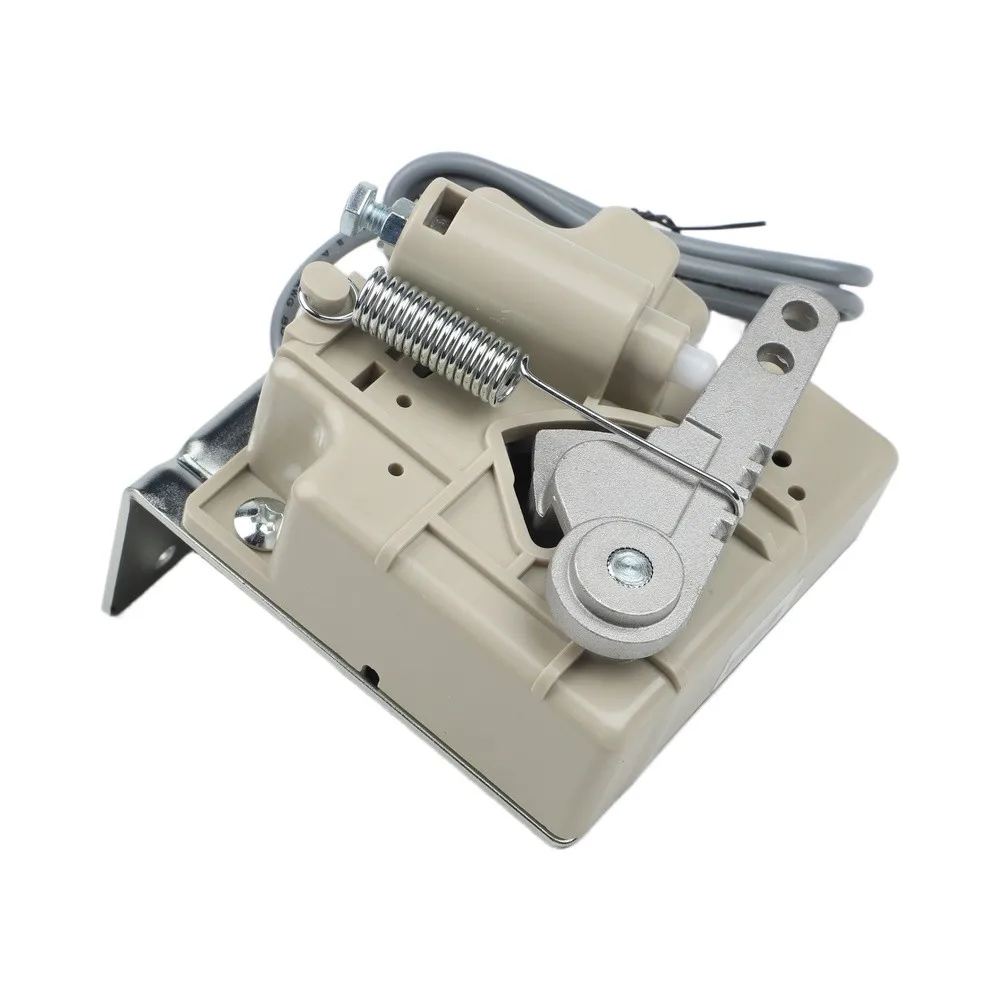 Jack sewing machine foot pedal controller suitable for A2 A2S 6380 781D 781E 9270D models to improve sewing efficiency