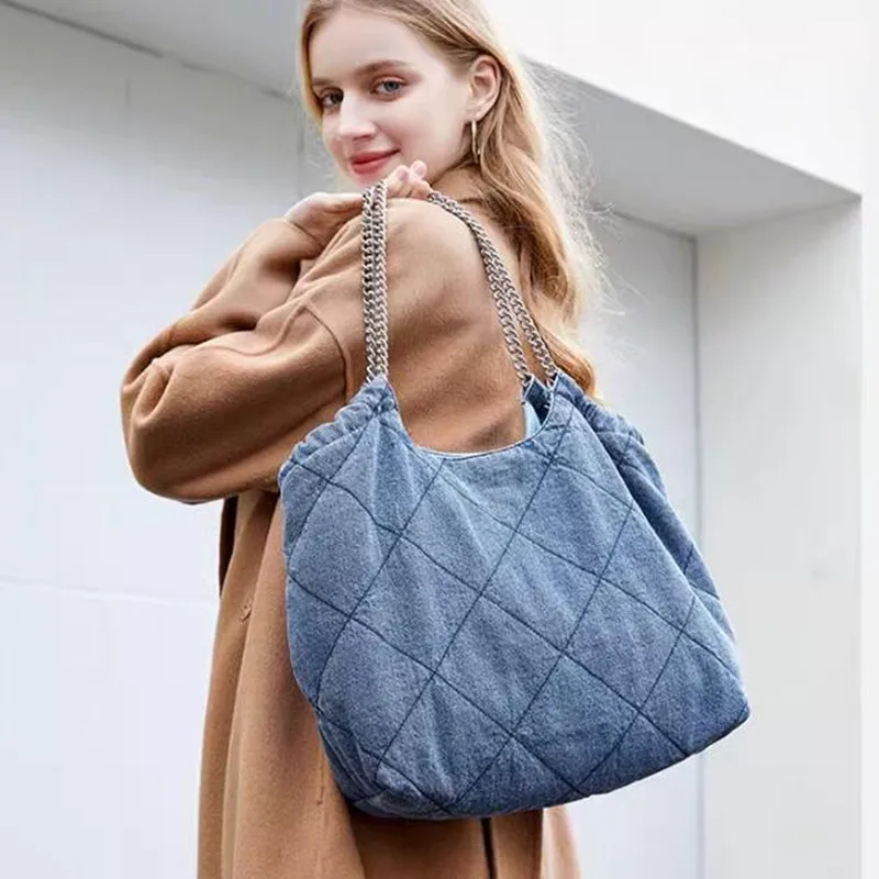 Borsa in denim di grande capacità donna 2024 nuova catena in tela moda grandi borse di lusso borsa da donna borsa a mano da donna di design grandi