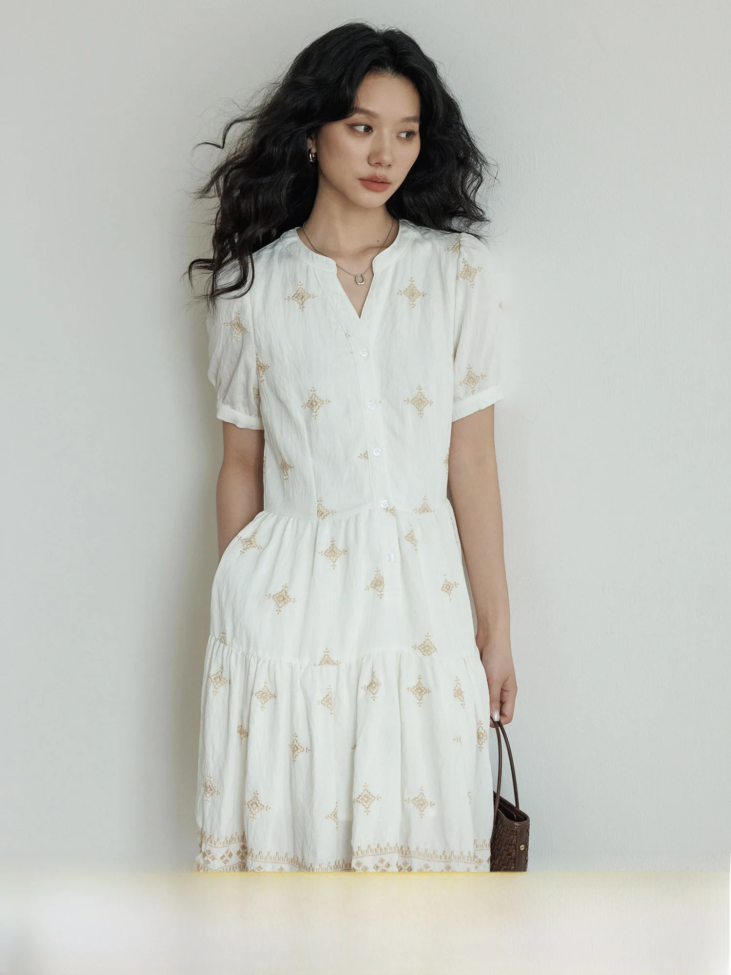 

Summer V-Neck Short Sleeve Embroidered Dress Women's Shirt Dress Retro Slim A-Line Skirt Casual Style Glue Fiber Fabric