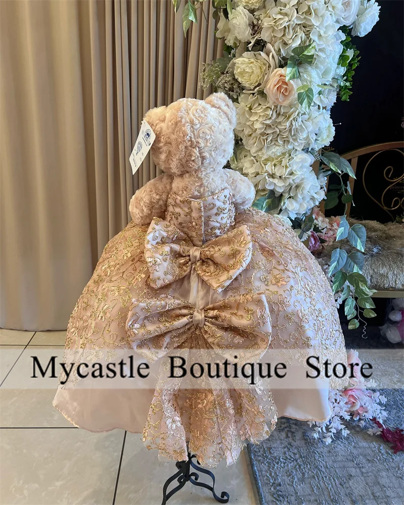 Rose Gold Tulle Quinceanera Teddy Bear Dress 2024 Luxurious With Bow Crystals Lace Applique Mini Quinceanera Dress Customized