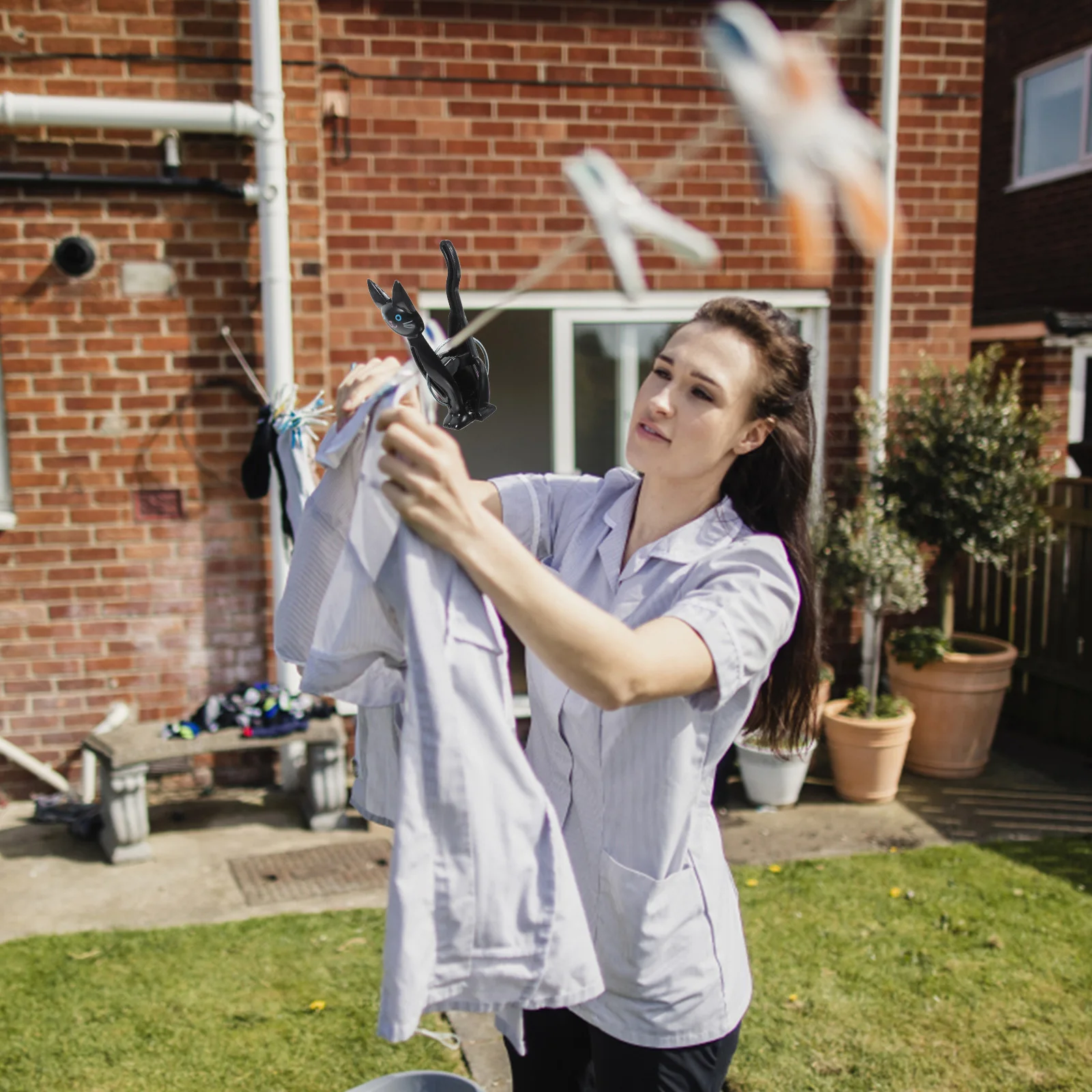 

4Pcs High Elasticity Cat Shape Clothes Clips Windproof Design for Beach Towels Quilts Swimsuits Outdoor Drying Plastic Towel