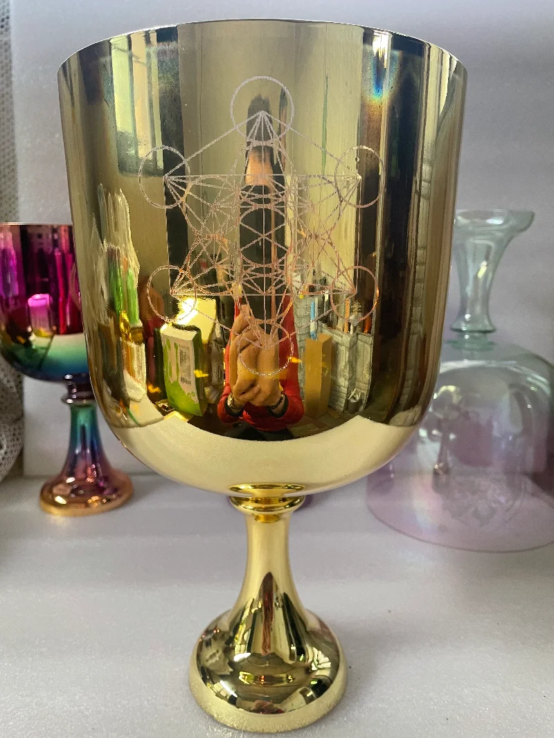 

3rd octave A note Third Eyes chakra crystal singing chalice golden color with metatron cube engraving 432Hz for healing.