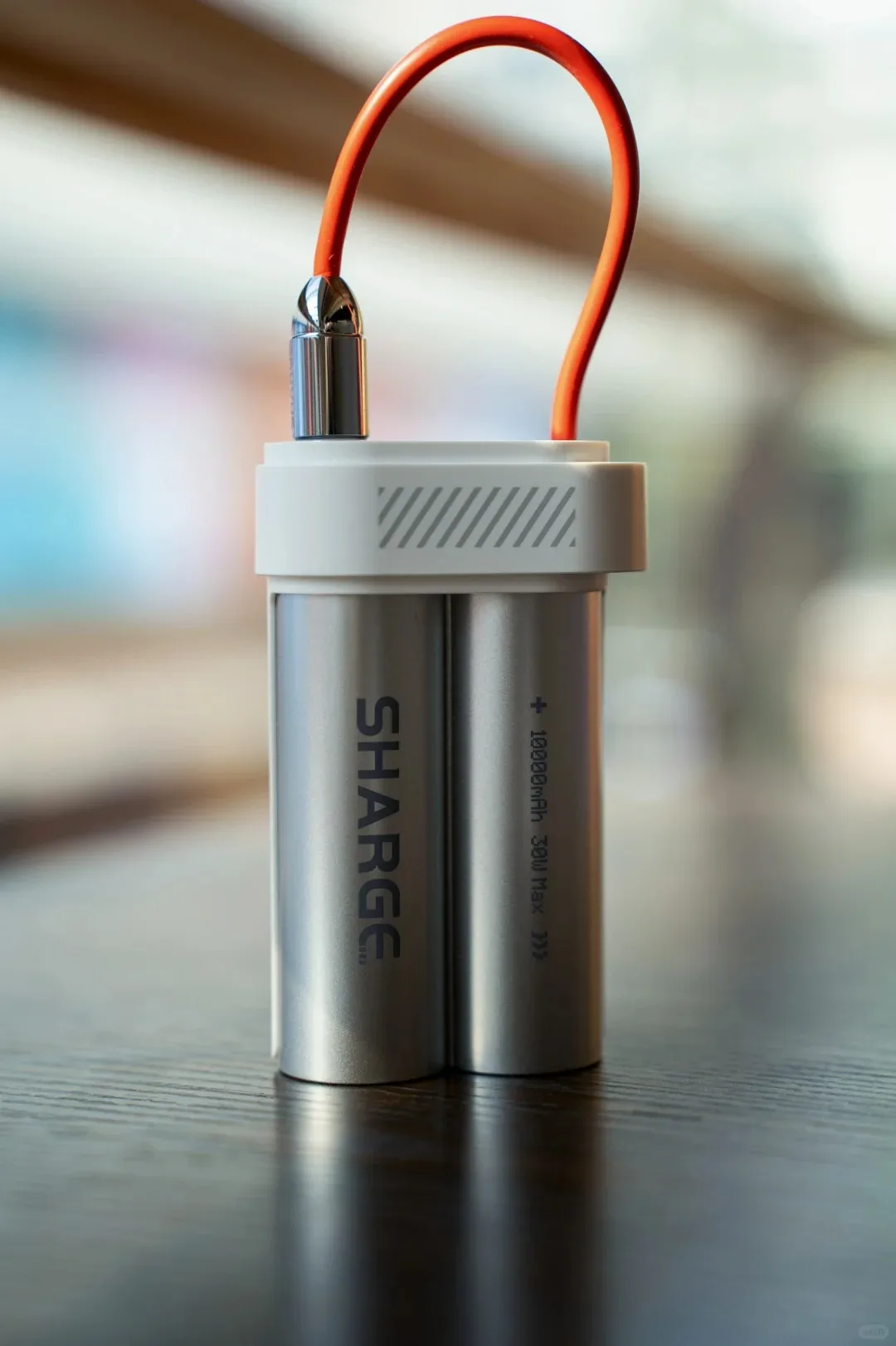 Sharge pouchmini Baker White Mobile Power Bank 10000mAh 30W Cavo integrato per alimentatore a ricarica rapida in lega di alluminio