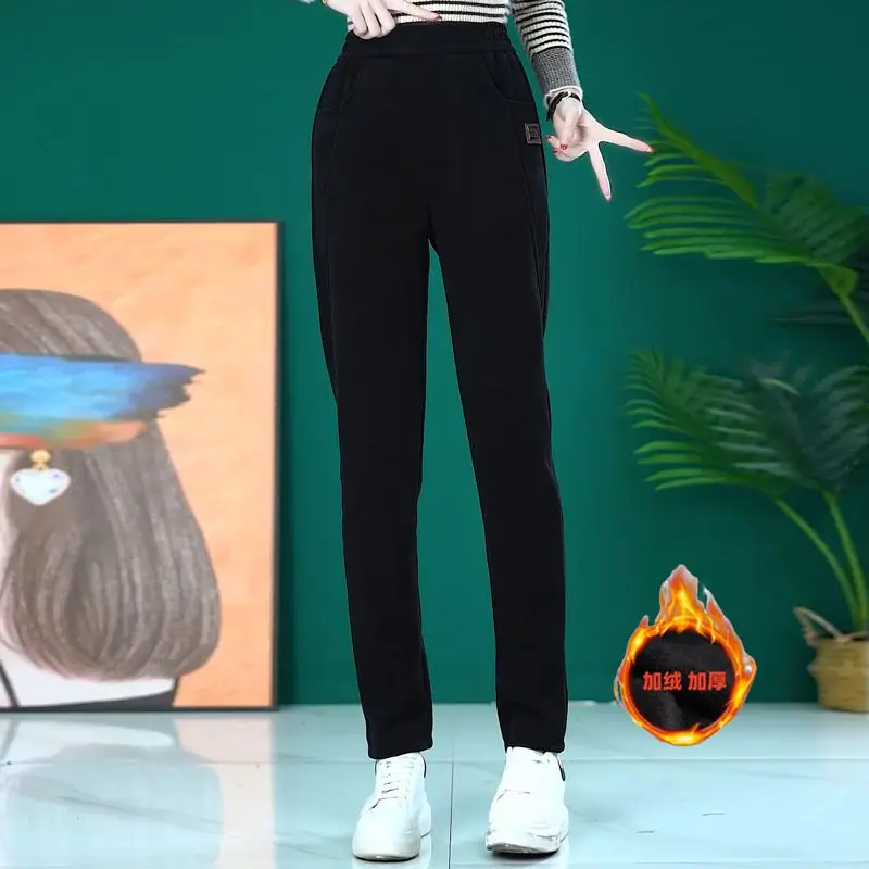 

New Autumn and Winter Collection Plush and Thick Casual Pants Slimming and Fashion High Waisted and Warm Pants Loose Small Feet