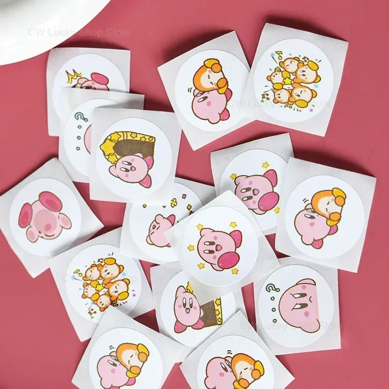 500 sztuk Kirby Cartoon naklejki 2.5cm okrągła etykieta uszczelniająca pieczęć do kopert naklejka do albumu DIY uroczy prezent dekoracje etykiety naklejki