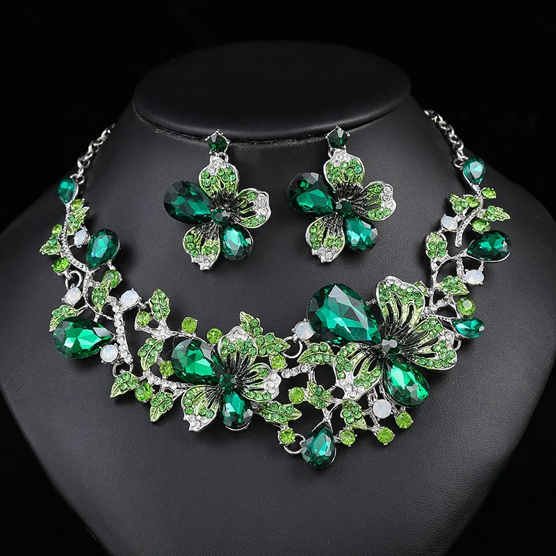 Hot selling luxury retro necklace earring set with colorful flower crystal bride necklace dress accessories collarbone chain