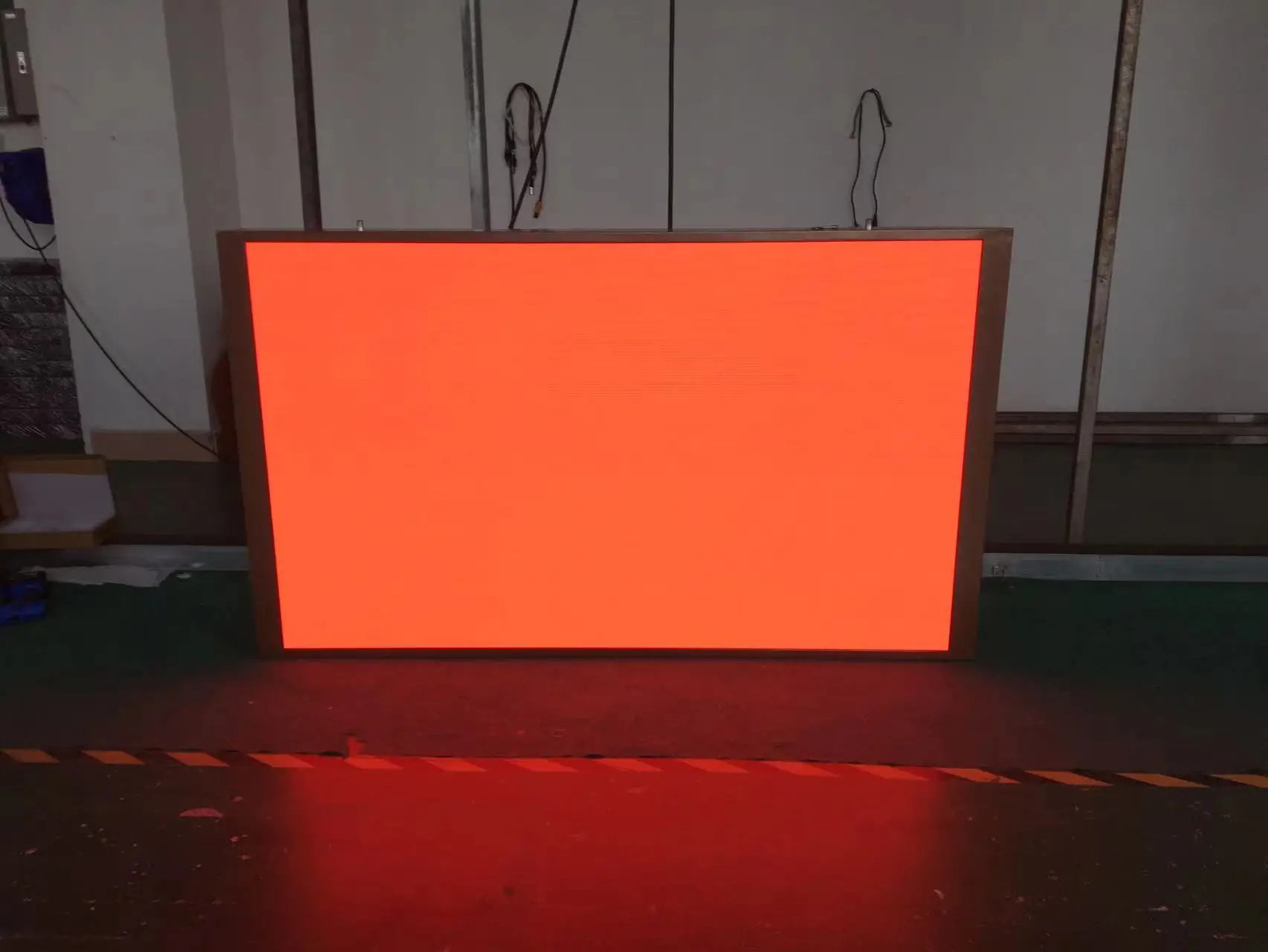 P2.5 Indoor SMD 2121 320x160mm 128x64 Dots Full Color RGB Module 1 / 32Scan HD High quality Standard brightness 700cd/m2 Movie
