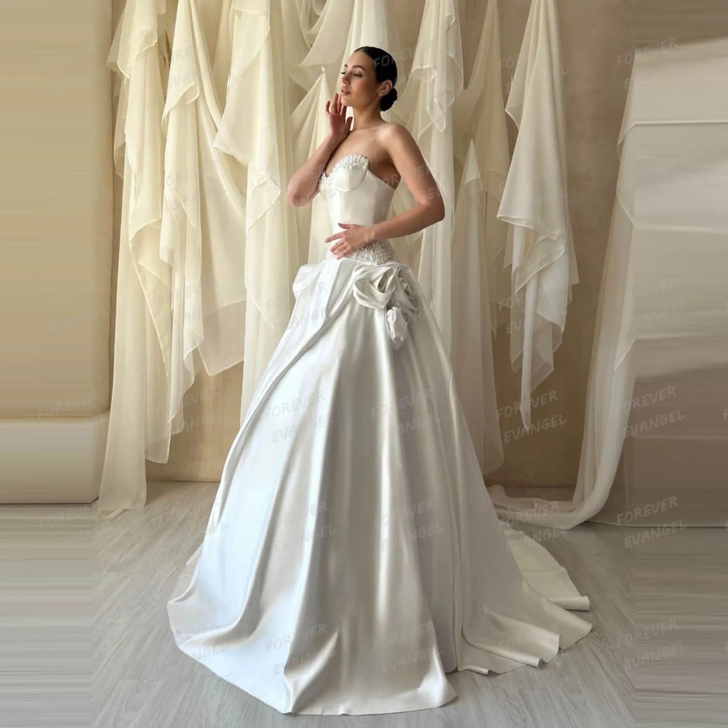 فساتين زفاف بسيطة على شكل حرف A للنساء من الدانتيل المنفوش والساتان والترتر سويب تراين فساتين العروس بدون ظهر مخصصة فيستدوس دي نوفيا