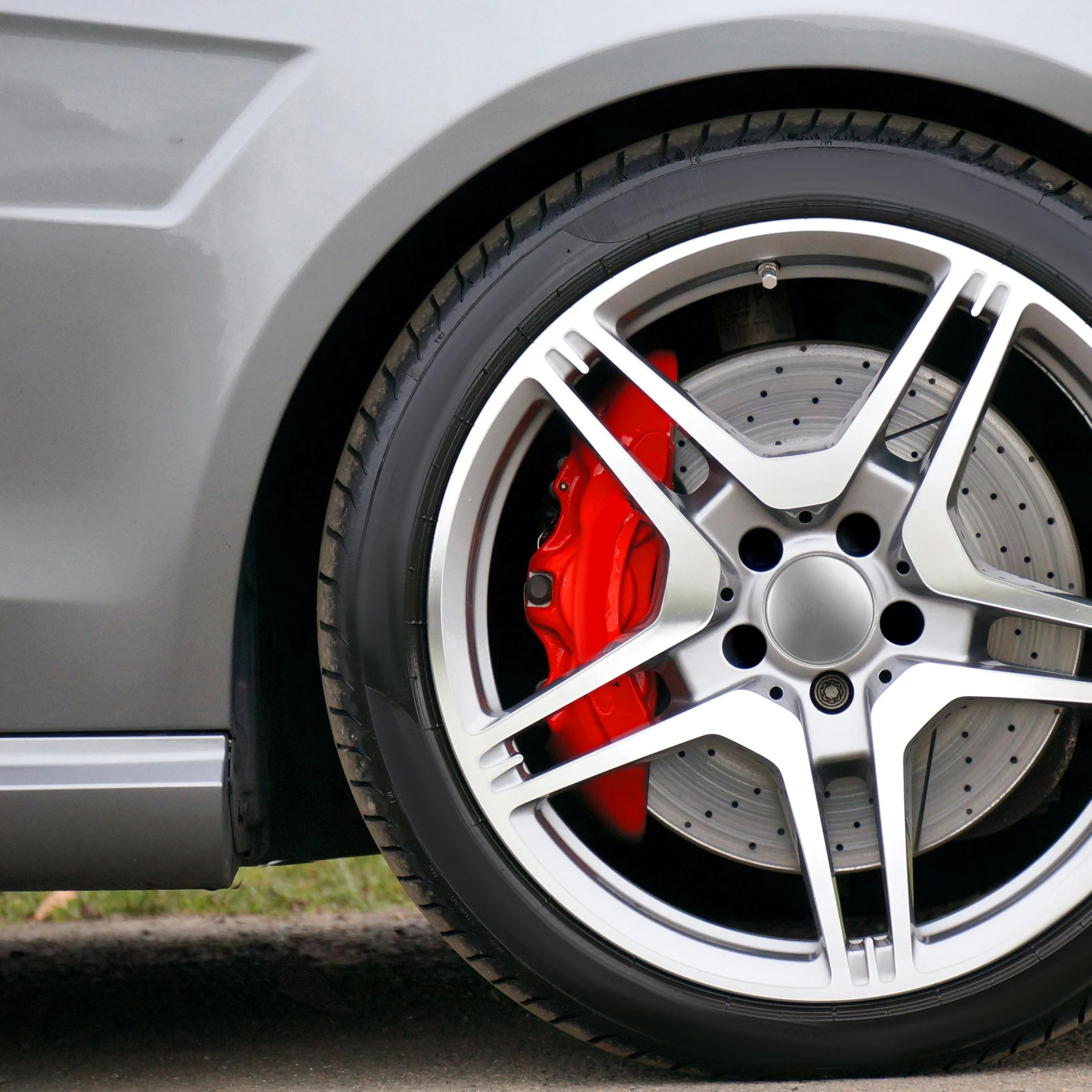 

2pcs Wheel Hubcap Cover 59MMx57MM Blank Hub Auto Center Cap Cover Covers for Rims Replacement Auto Tire Hubcaps