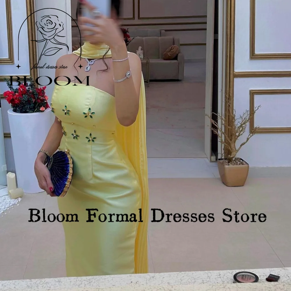 Bloom ที่กําหนดเองสีเหลือง Strapless ชุดราตรีคริสตัลลูกปัด Arabia จีบ Cape ชุดราตรีอย่างเป็นทางการชุดแต่งงาน