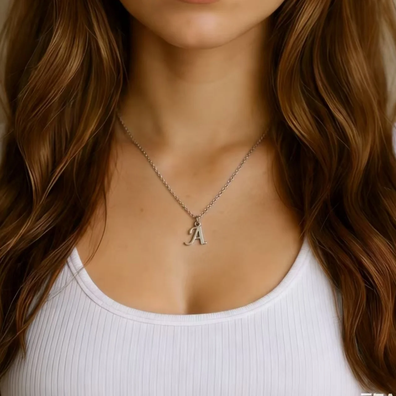 Colliers Initiaux Chamica pour Femmes, Collier Délicat avec Pendentif Lettre A-Z, Colliers Personnalisés avec Nom pour Femmes, Bijoux