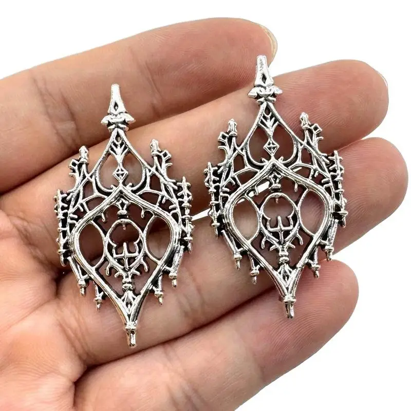 4 Stück Vintage Gothic-inspirierte Schlossfenster-Anhänger, hohle Herz-Schloss-Charms für DIY-Schmuckherstellung Zubehör – Detail 7