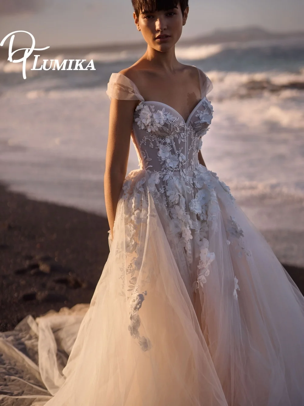 

Enchanting Sweetheart Wedding Dress 2026 Romantic 3D-Flower Bridal Gown Fashion Tulle Floor-Length Bridal Dress Robe De Mariée