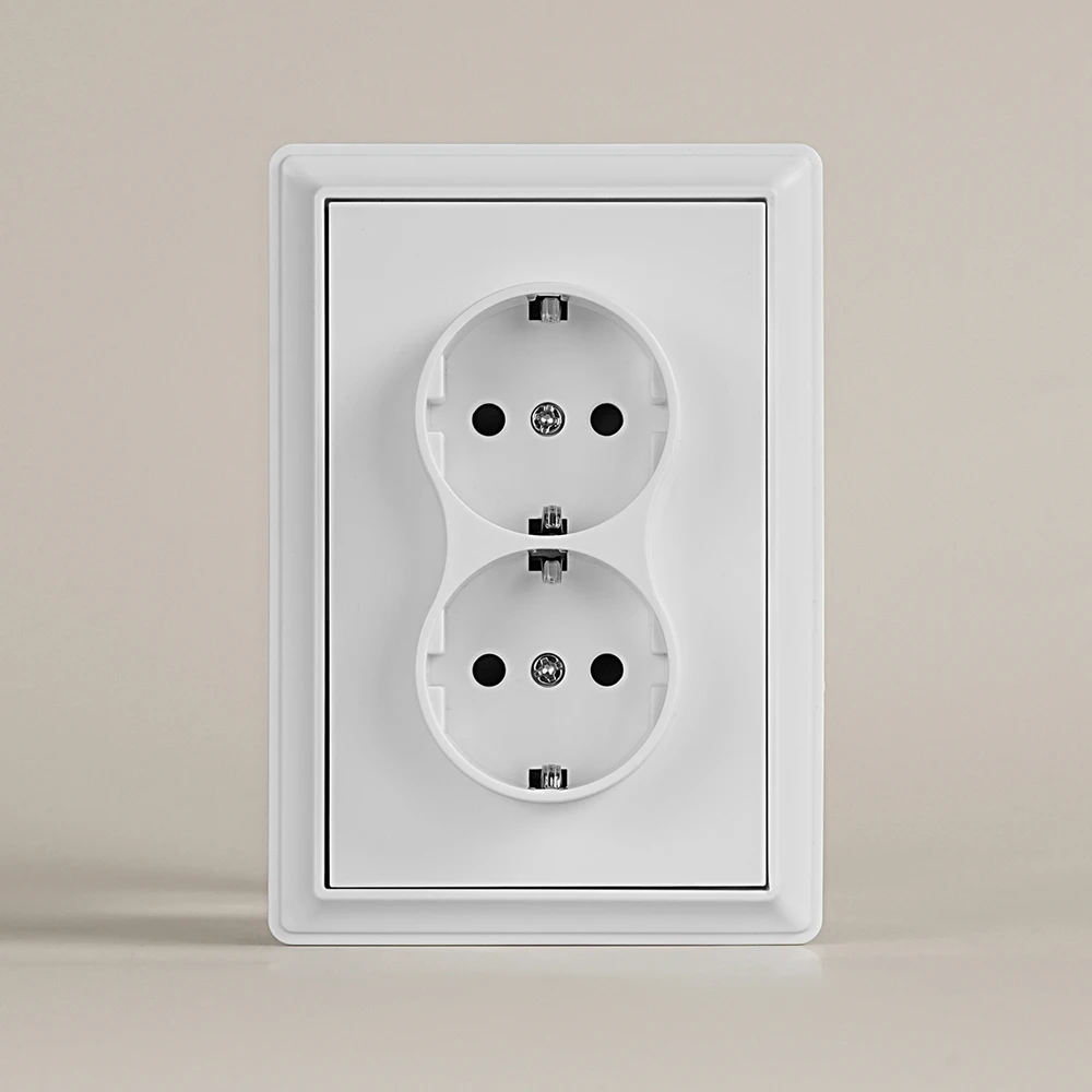 

European Standard Double Schuko Sockets CE Certificated Safety Electrical 16A Wall Sockets Flame Retardant PC Material Outlets