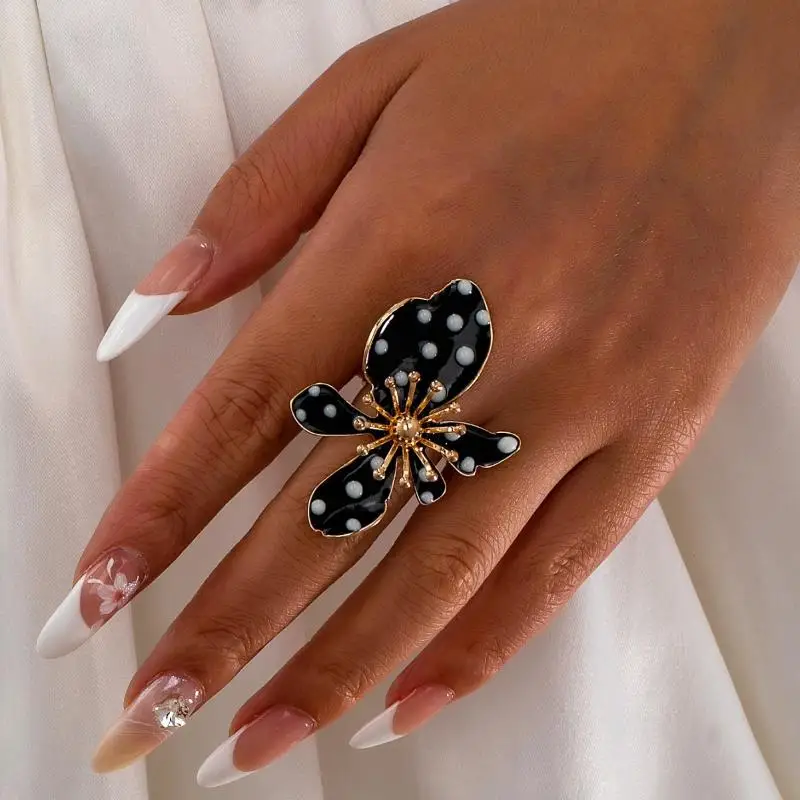 Women's Polka Dots Flower Ring Versatile Light Luxury High End Adjustable Jewelry for Valentine's Day Date Party
