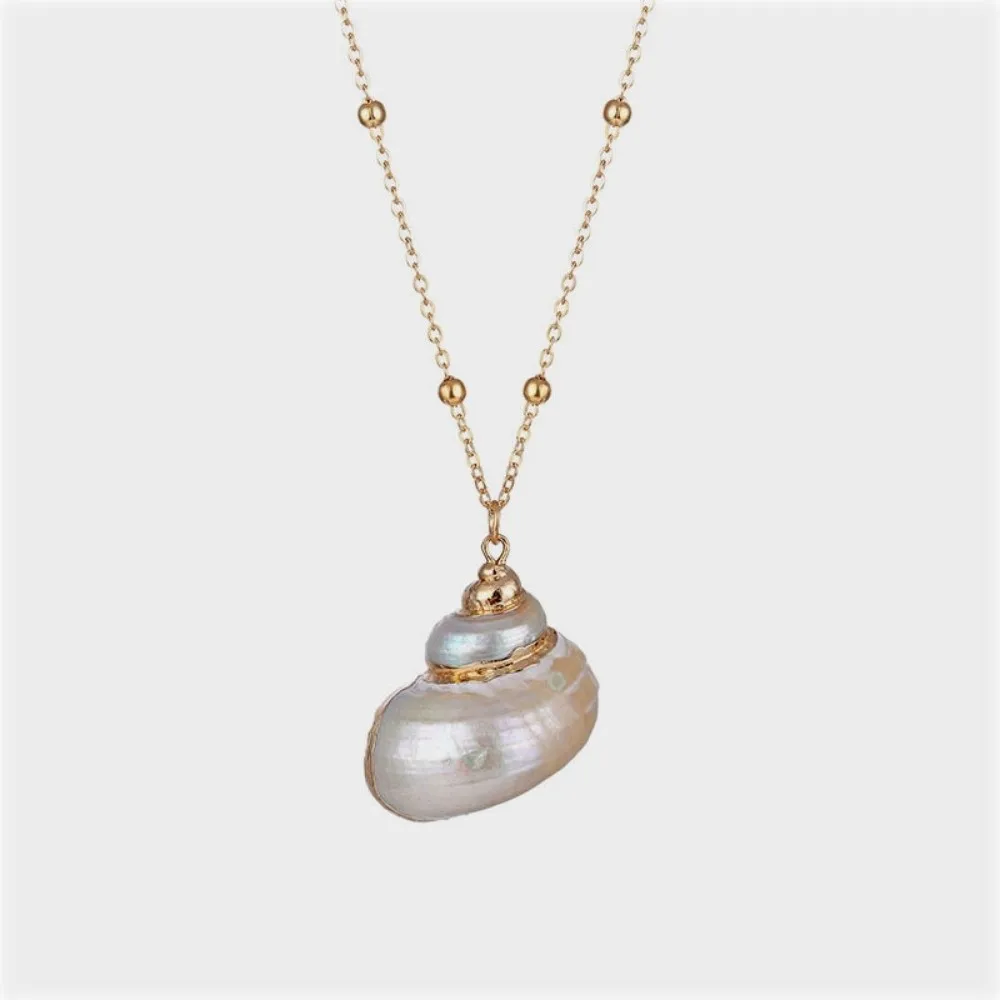 New Bohemian Conch Necklace Gold Color Border Adjustable Shell Pendant Necklace Ocean Theme Sweater Chain Jewelry