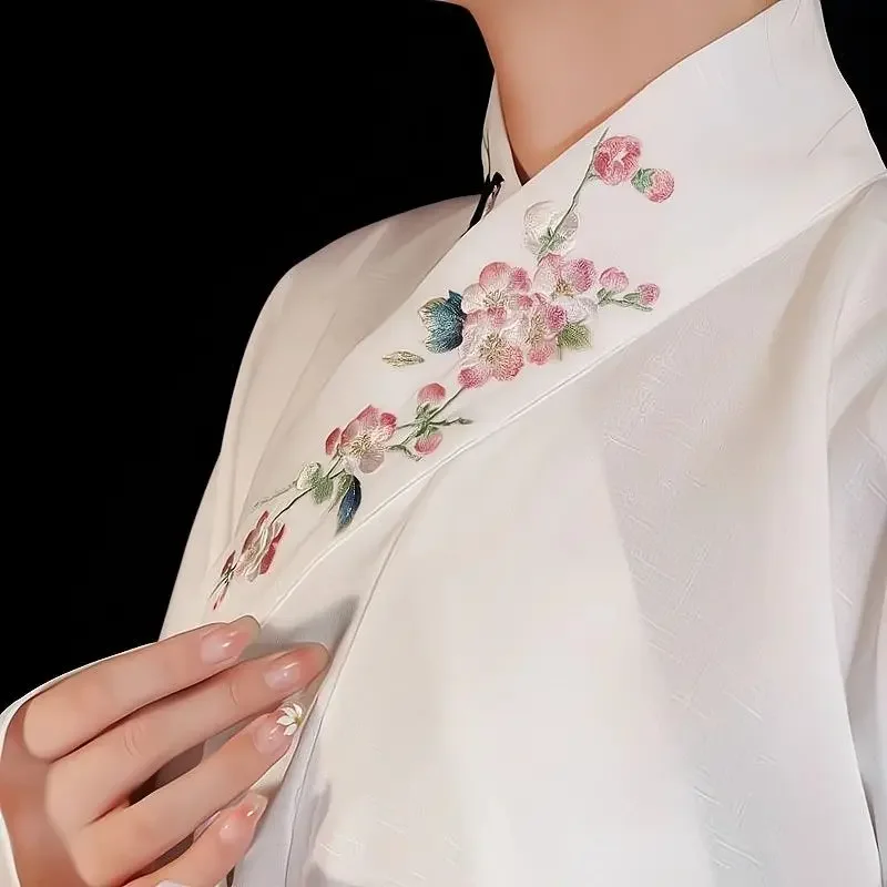 Exquisite Black White Cross Collar Embroidered Hanfu Top Shirt Traditional Chinese Women\'s Clothing 2024 Autumn Fashion Blouse