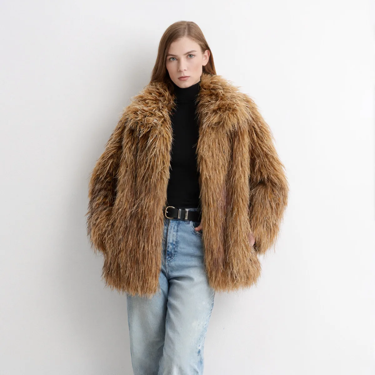 سترة BJT الفاخرة من الفرو الصناعي للنساء لشتاء 2025 دافئة للغاية وأنيقة وبسيطة غير رسمية مميزة بلون سادة وأنيقة متعددة الاستخدامات #3