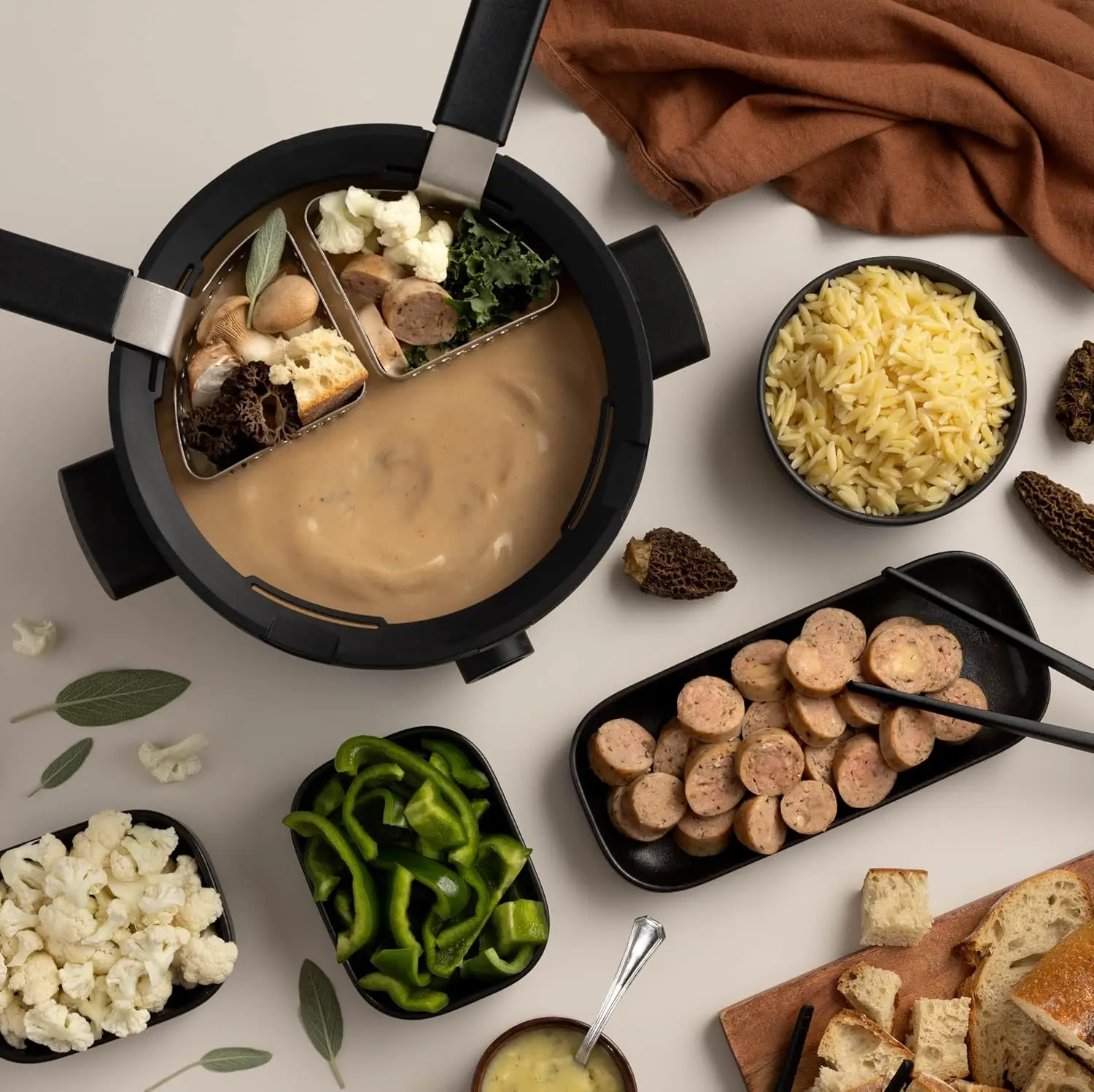 Juego de Fondue eléctrico pequeño, temperatura ajustable, olla de Fondue de carne y caldo, 2-4 personas, incluye 4 Bas perforadas