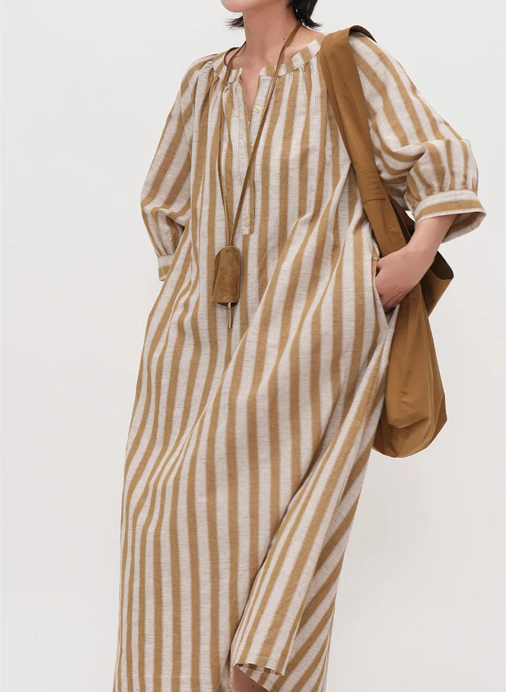 夏ゆったり着痩せ縦ストライプ半袖ワンピース万能着痩せ襟ロングワンピース