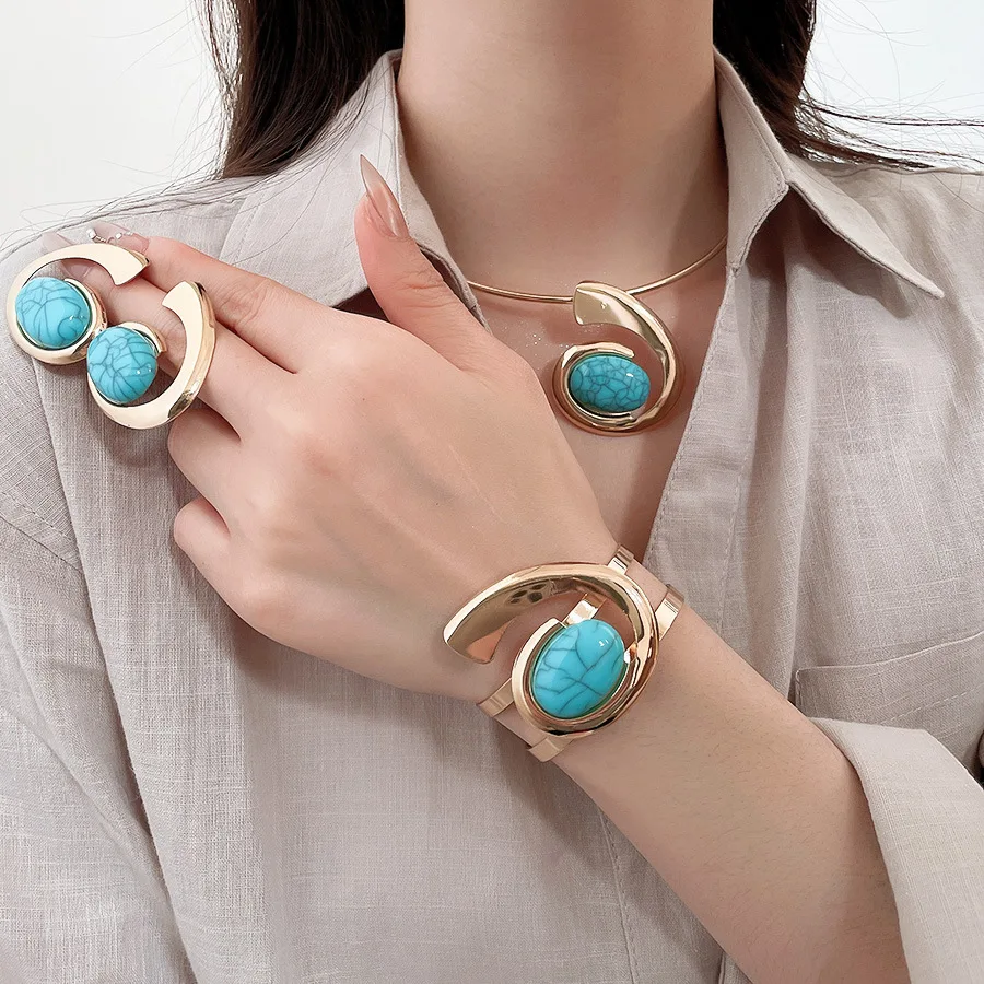 Vintage Imitation Turquoise Pendant Necklace Earrings Jewlry Sets Irregular Geometric Necklace Earrings Wedding Collection Set A