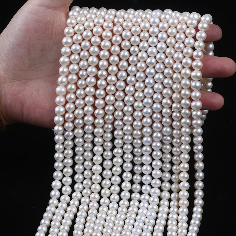 

7-7.5mm White Round Freshwater Pearls String