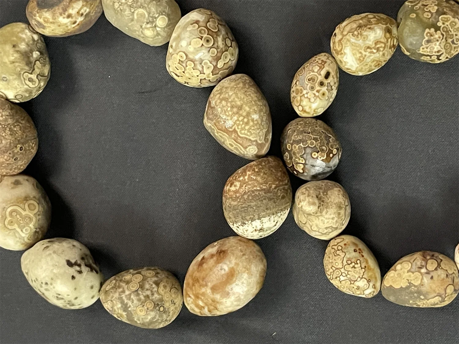 1pcs/lot Natural Gobi Agate Rough Stone Beads Bracelet Eye pattern Strong energy Strange stones Lucky Health Stone Unisex gift