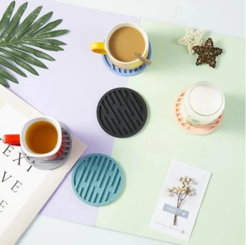 Striped round Silicone Coaster Water-Draining Anti-Slip Heat-Insulating Heat-Resistant for Coffee Beverage