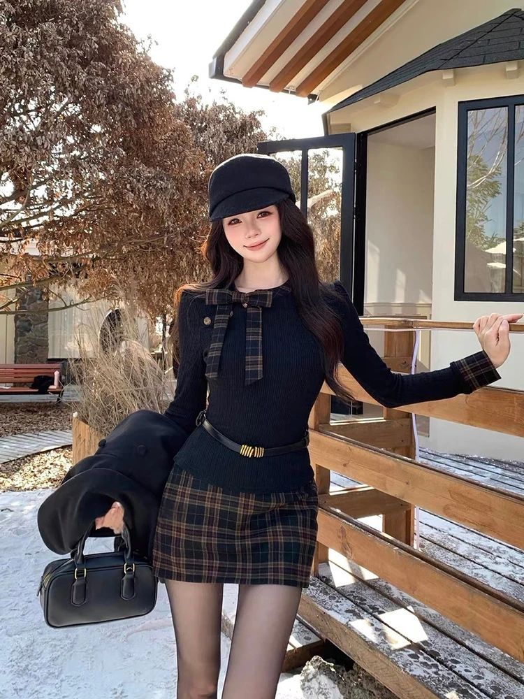 

Women's Knot Splice Design Slim Fit Knitted Top And Plaid Wrap around f Skirt Two Piece Set Autumn Winter Faion