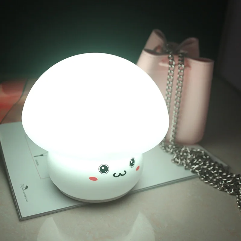 ไฟกลางคืนรูปเห็ดมินิน่ารักยอดนิยมไฟ7สี pat TOUCH Colo nightlight สำหรับตกแต่งห้องเด็กสไตล์