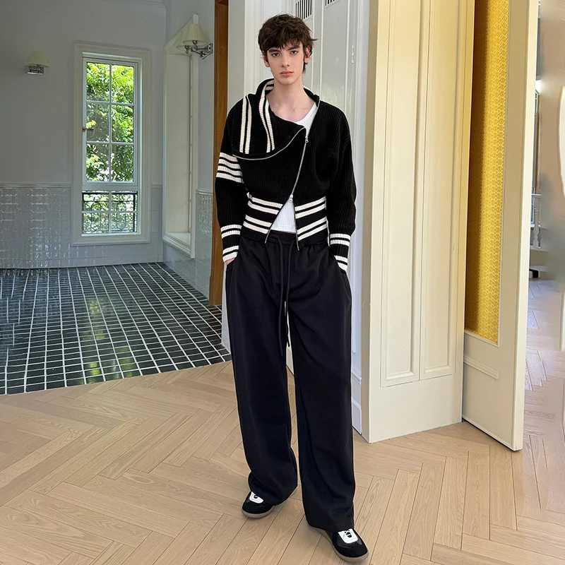 เสื้อสเวตเตอร์ถักคอตั้งทรงหลวมลายทางตัดสีสำหรับผู้ชาย LUZHEN รุ่น JY4807 คอลเลคชั่นฤดูหนาวปี 2025 พร้อมซิปเฉียงแบบปรับแต่งได้