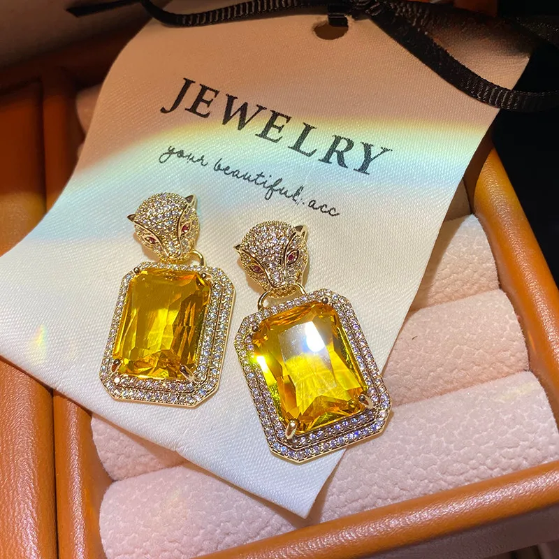 Zircon Light Luxury Fashion Temperament Earrings