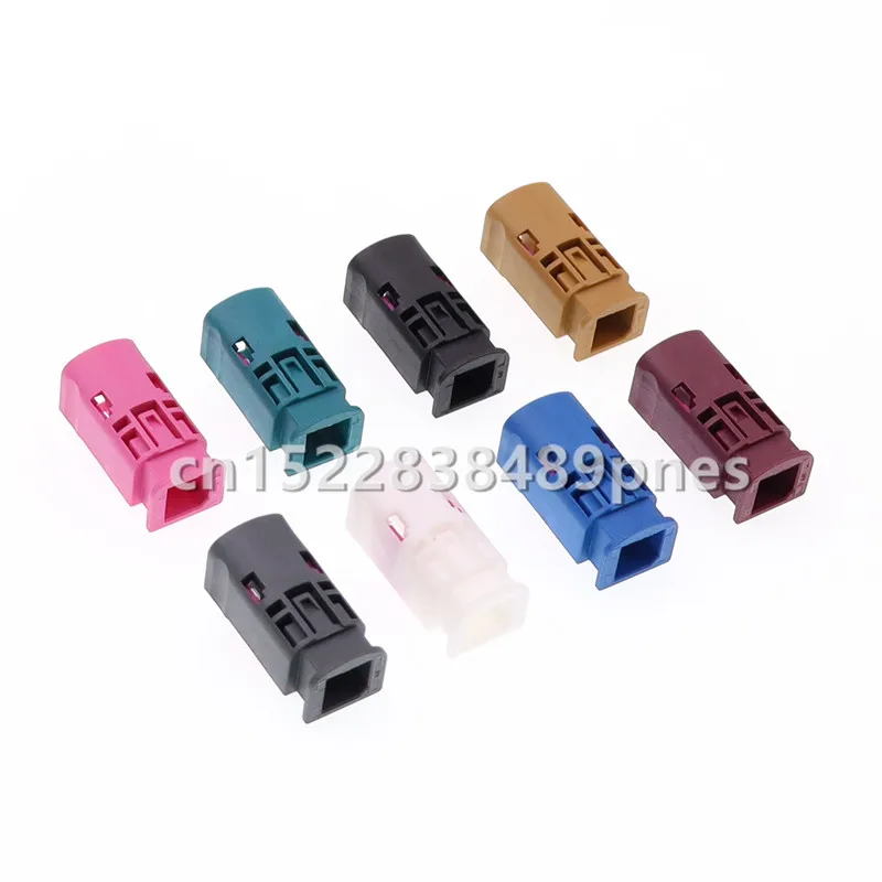 LVDS 4 Pole Plug Male Auto Wiring Harness Connector Universal Automobile Fakra Socket