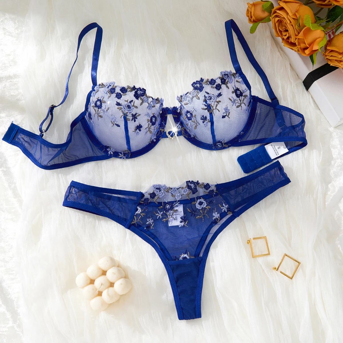 Blauw geborduurde bloemenlingerieset - sexy bh en G-string combo met hartversiering ondergoedset voor dames ZA824026