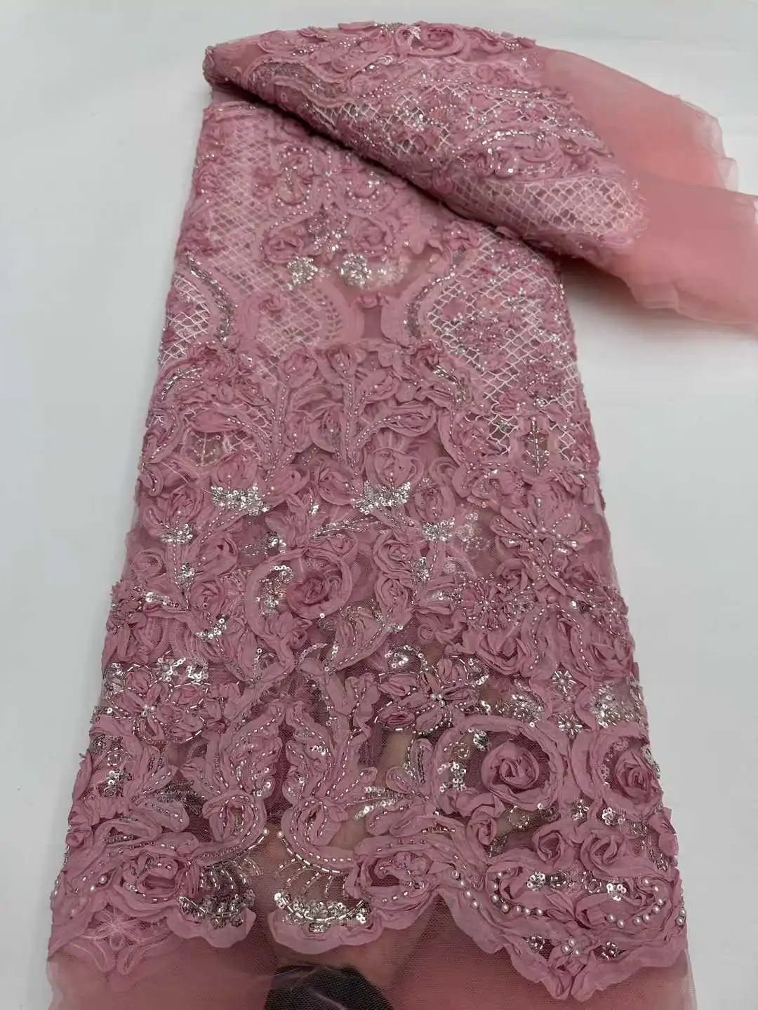 

Розовая африканская тюлевая кружевная ткань 2026 года: высококачественная французская 3D-вышивка с цветами, пайетками и бисером для пошива праздничных платьев